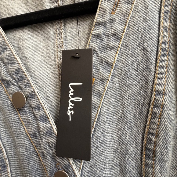 🆕 Lulus Sweetest Inspiration Light Wash Denim Button-Front Midi Dress Size S - Picture 11 of 13